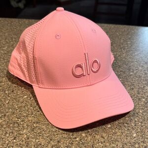 New alo trucker hat